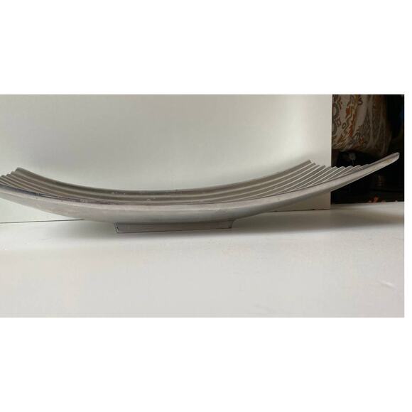 Vintage pewter ribbed platter, tray, candle dish - Picture 3 of 9